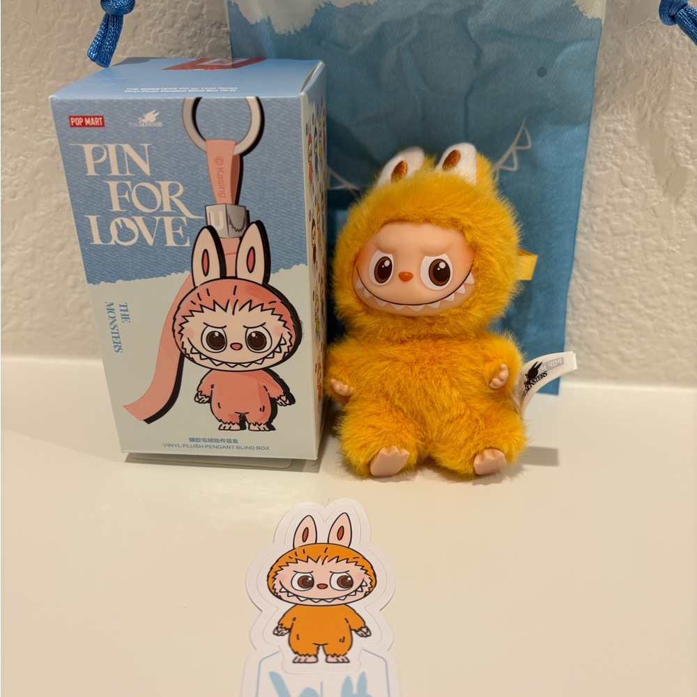Labubu Pin for Love Yellow Y